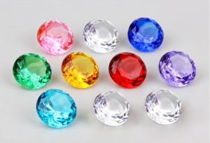 12 Diamond shaped crystal gems and Treasure 